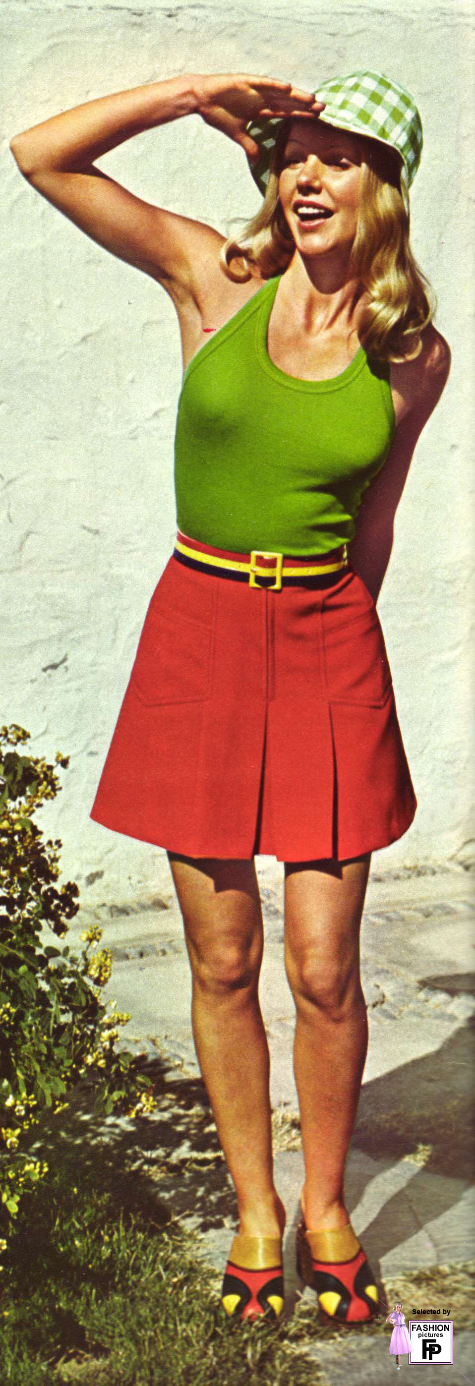 short skirts 1973  1973-1-qu-0007.jpg